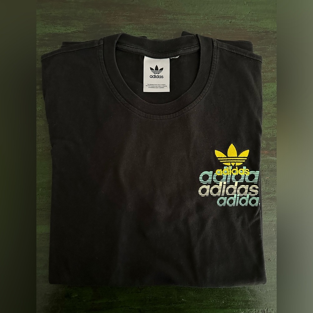 Adidas; Original’s; T-shirt; M; Men’s; excellent condition.